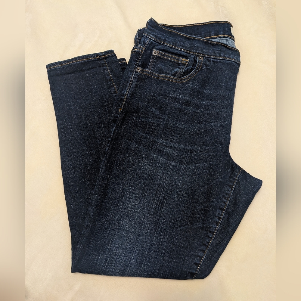 Gap jeans 32